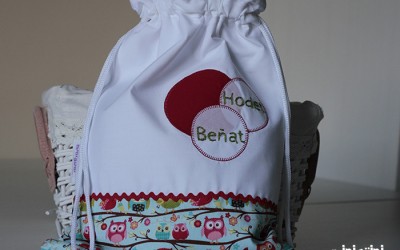 Bolsa de merienda con búhos